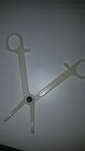 Pinza de ombligo redonda estéril desechable, alicates triangulares abiertos, herramientas para Piercing en la oreja y la nariz, suministros de perforaciones para tatuaje, 1 ud.