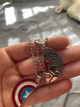 Collar con símbolo de escudo de los Vengadores para mujer, Gargantilla con colgante para parejas, joyería para chicas adolescentes