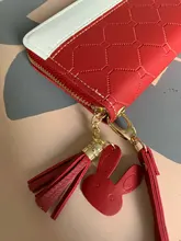 Cartera para teléfono móvil de gran capacidad con borlas de Cremallera larga para mujer, bolso para teléfono móvil con relieve, nuevo estilo, 2021