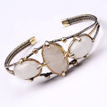 Huge Moonstone Silver Wristband for Women , Silver Wristband, gemstone wristband, Art Deco Jewelry
Huge Moonstone Silver Wristband for Women , Silver Wristband, gemstone wristband, Art Deco Jewelry