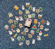 45 unids/caja de Navidad decorativos etiqueta feliz Santa Claus pegatinas en forma para bricolaje Scrapbook decoración de álbumes y diarios de papelería