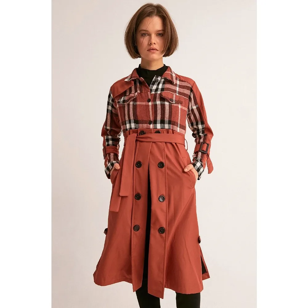 

Causal light tan autumn women trench coat Split joint elegant long sleeve coat Plaid long coat with belt windbreaker