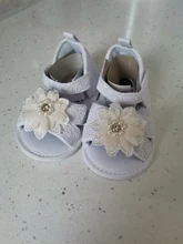 Sandalias de lazo para bebé niña, zapatos de tacón plano para niño pequeño, sandalias de perlas con flores para fiesta de verano y boda