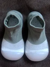 Zapatos transpirables de suela blanda para bebé, Calcetines antideslizantes Con agujeros para el suelo, calcetines de seda de hielo, zapatos de malla delgada para verano