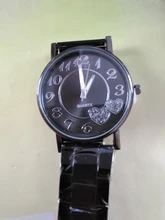 Relojes de pulsera de cuarzo para mujer, con estampado de corazón, de acero inoxidable, de malla correa de reloj, regalo creativo salvaje