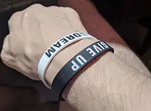 Pulsera de goma de silicona inspiradora The Road to Dreams, brazalete de banda elástica, regalo Punk