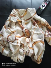 Blusa holgada de Chifón con manga larga para verano, camisa de chifón de oficina con estampado y botón de abajo para mujer