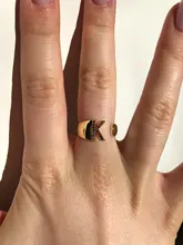 Anillo con iniciales de moda para mujer, sortija abierta con 26 letras de Color dorado, joyería de boda, regalo de cumpleaños