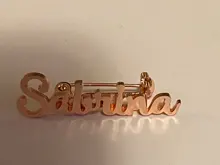 Broche de acero inoxidable personalizado con nombre para hombre y mujer, chapa personalizable con nombre, Pin de solapa, regalo de moda