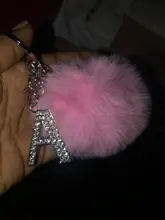 TEH-llaveros de bola de pelo de conejo pompón Multicolor mullido, llaveros con letras de cristal, accesorios para bolso de joyería