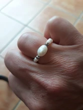 Momiji-Anillo de perlas ovaladas para mujer, elástico ajustable, cuentas de perlas con acero inoxidable, regalos de joyería