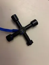 Llave triangular Universal multifunción de 4 vías, llaves de fontanero triangular para medidor eléctrico de Gas, armarios, radiadores de purga