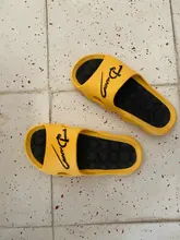 Verano de 2021 no-slip de baño diapositivas sandalias Unisex parejas plataforma zapatillas Zapatillas de casa hombres Simple zapatos de Color sólido