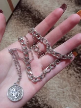 Collar Vintage multicapa con forma de moneda para mujer, Gargantilla, Color dorado y plateado, retrato de moda, cadena gruesa, joyería