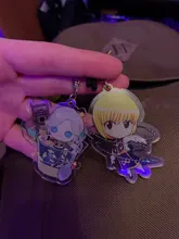 LLavero de acrílico con forma de V para hombre y mujer, llavero con colgante de juego, llavero para niños, joyería