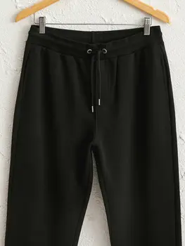 Standard Mould Sweatpants
Standard Mould Sweatpants