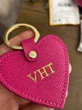 LLavero de piel auténtica saffiano con letras iniciales personalizadas, llavero de forma de corazón para mujer, llavero de corazón para mujer