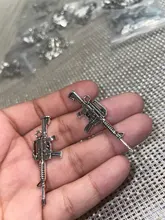 10 piezas de amuletos de Rifle de asalto 45x16mm colgante de fabricación antigua, bronce tibetano Vintage, collar de pulsera DIY