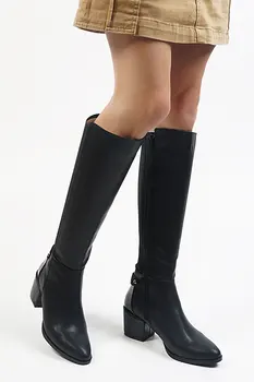 Margin Women Aret Heels Boots 
Margin Women Aret Heels Boots