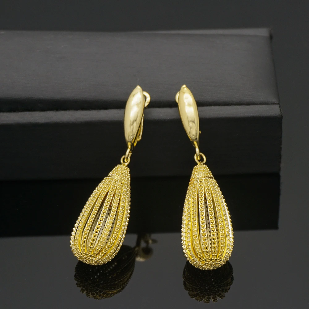 2020 Newest Fashion Earrings For Women European Design Drop Earrings Gift For Friend
2020 Newest Fashion Earrings For Women European Design Drop Earrings Gift For Friend