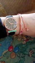 Reloj de pulsera de cuarzo y cuero para mujer, accesorio de moda informal, lujoso, pequeño, exquisito, reloj de pulsera de regalo