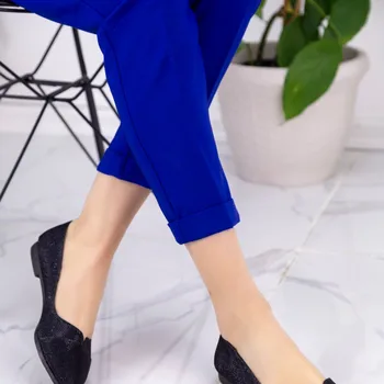 Yasmin Black Skin Silvery Ballerina
Yasmin Black Skin Silvery Ballerina