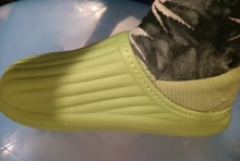 Zapatillas de casa antideslizantes impermeables para hombre y mujer, calzado cálido de algodón para interiores, zapatillas suaves para parejas