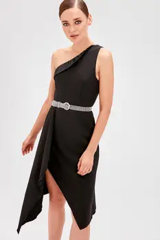 Trendyol Collar Detail Dress TPRSS19FZ0309
Trendyol Collar Detail Dress TPRSS19FZ0309