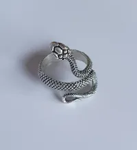 1 pieza nuevo europeo Retro Punk muy grandes espíritu anillo de serpiente de la personalidad de la moda estereoscópico anillo ajustable con apertura de la joyería