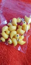 10 uds. De animales de la familia, pequeños abalorios de resina de pato amarillo, colgante de Animal, pendiente artesanal, joyería de moda