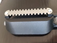 Cepillo de plástico 2 en 1 para escamas de pesca, cortador de pescado incorporado, cepillo de piel de pescado, raspador de limpieza rápida, cuchillo de pescado