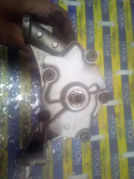 038115105D Oil Pump Volkswagen Passat Saloon (3b3) Highline 
038115105D Oil Pump Volkswagen Passat Saloon (3b3) Highline