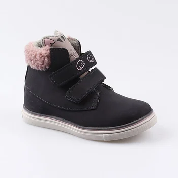 352240-32 shoes
352240-32 shoes