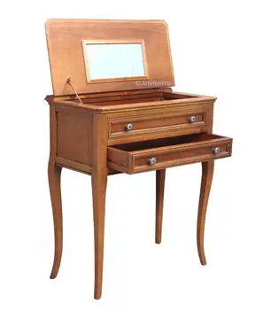 Console table with flapdoor
Console table with flapdoor