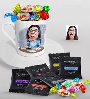 Personalized Women 'S Announcer Caricature Of Turkish Coffee Cup Selamlique Mixed Turkish Coffee house And Haribo Candy Gift Seti-1
Personalized Women 'S Announcer Caricature Of Turkish Coffee Cup Selamlique Mixed Turkish Coffee house And Haribo Candy Gift Seti-1