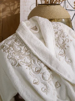 NAKIŞLI BAMBU BAYAN BORNOZ (ULTRA KALİTELİ) RENK: KREM (EKRU) (BEDEN: XL/XXL) BÜYÜK BEDEN
NAKIŞLI BAMBU BAYAN BORNOZ (ULTRA KALİTELİ) RENK: KREM (EKRU) (BEDEN: XL/XXL) BÜYÜK BEDEN