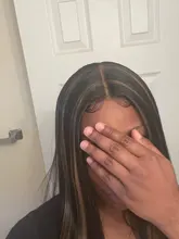 Peluca sintética larga y Lisa para mujeres negras, exquisita Peluca de Color rubio miel resaltado, parte media resistente al calor