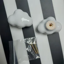 NAIERDI-perilla cerámica para gabinete de habitación de niños, tirador de armario con diseño de dibujos animados, luna y estrella, manijas para puerta de jardín