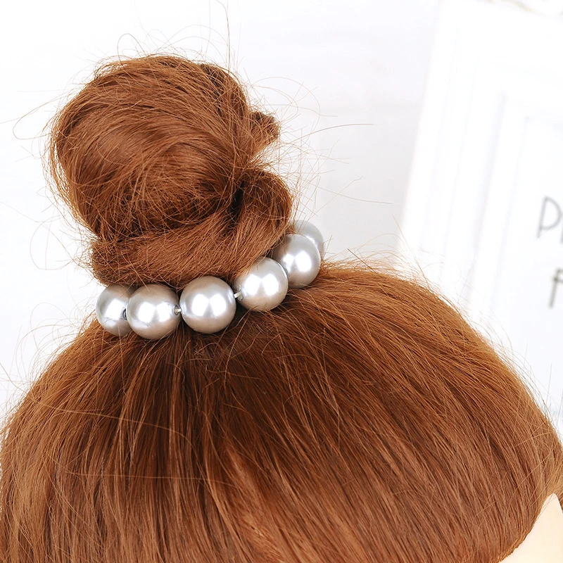 Fashion Big Imitation Pearl Hair Rope Holder Hairband for Women Girls Hair Ring Pearl Beads Crown Stretch Hair Band Headwear
Fashion Big Imitation Pearl Hair Rope Holder Hairband for Women Girls Hair Ring Pearl Beads Crown Stretch Hair Band Headwear