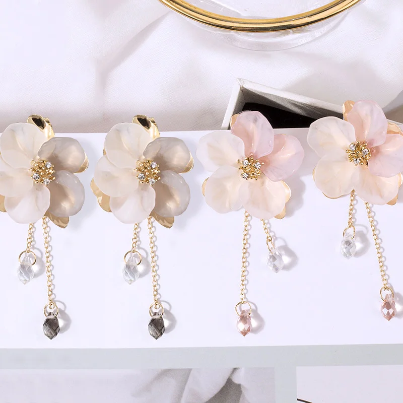 Fashion Bohemia Acrylic Flower Women Dangle Earrings Fresh Frosted Petals Dripping Earrings For Women Drops Earrings
Fashion Bohemia Acrylic Flower Women Dangle Earrings Fresh Frosted Petals Dripping Earrings For Women Drops Earrings