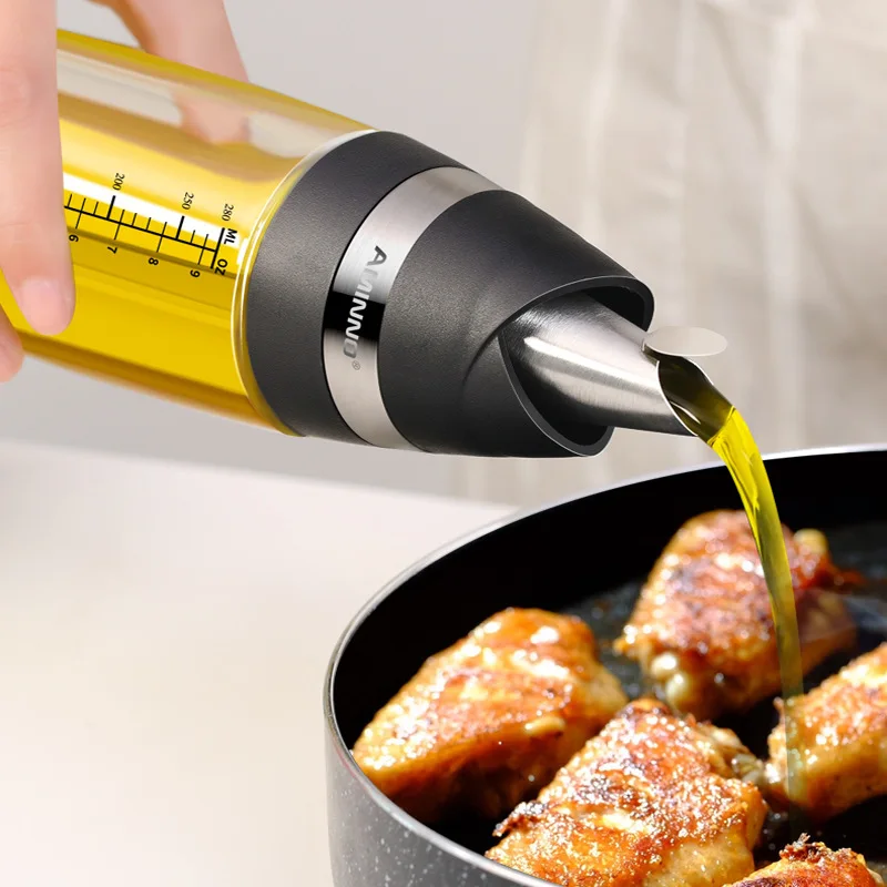 Automatic open cover glass oil pot Kitchen supplies leak-proof bottle Liquid cruet P15
Automatic open cover glass oil pot Kitchen supplies leak-proof bottle Liquid cruet P15
