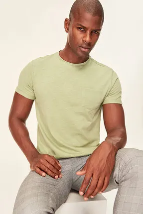 Green Presser Men's Cotton T-Shirt - Short Sleeve Neck Pocket Detail TMNSS19BO0004
Green Presser Men's Cotton T-Shirt - Short Sleeve Neck Pocket Detail TMNSS19BO0004