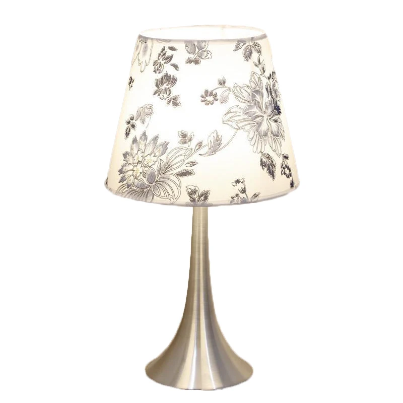 Table For Living Room Noel European Lampade Da Tavolo Abajur Quarto Maison Deco Lampara De Mesa Para El Dormitorio Bedside Lamp
Table For Living Room Noel European Lampade Da Tavolo Abajur Quarto Maison Deco Lampara De Mesa Para El Dormitorio Bedside Lamp