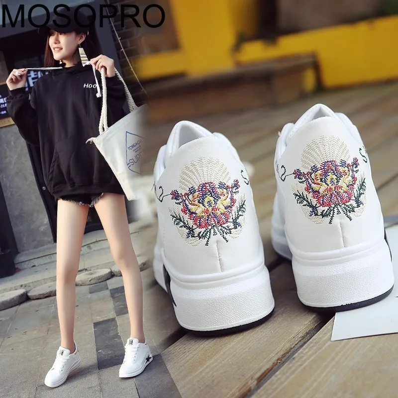 MOSOPRO Woman Spring Shoes Embroidery Sneakers Walking Shoes Woman Sports Autumn Tennis Shoes Running White Sneakers S020
MOSOPRO Woman Spring Shoes Embroidery Sneakers Walking Shoes Woman Sports Autumn Tennis Shoes Running White Sneakers S020