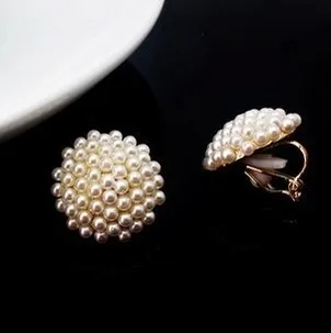 clip on earrings for women party wedding brincos boucle d'oreille Round pearl ball no pierced earrings painless ear clip
clip on earrings for women party wedding brincos boucle d'oreille Round pearl ball no pierced earrings painless ear clip