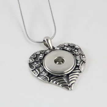 20pcs/lot alibaba aliexpress hot selling DIY interchangeable heart angel wing 18MM snap necklace pendant with silver snake chain
20pcs/lot alibaba aliexpress hot selling DIY interchangeable heart angel wing 18MM snap necklace pendant with silver snake chain