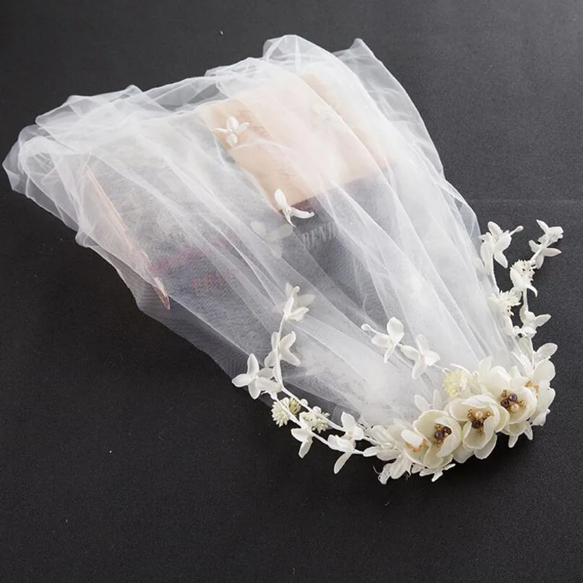 MHS.SUN Beautiful White Bridal Veil Tiara Crystal Pearls Wedding Hairclips Flower Elegant Bride Hairpins Hair Accessories TN039
MHS.SUN Beautiful White Bridal Veil Tiara Crystal Pearls Wedding Hairclips Flower Elegant Bride Hairpins Hair Accessories TN039