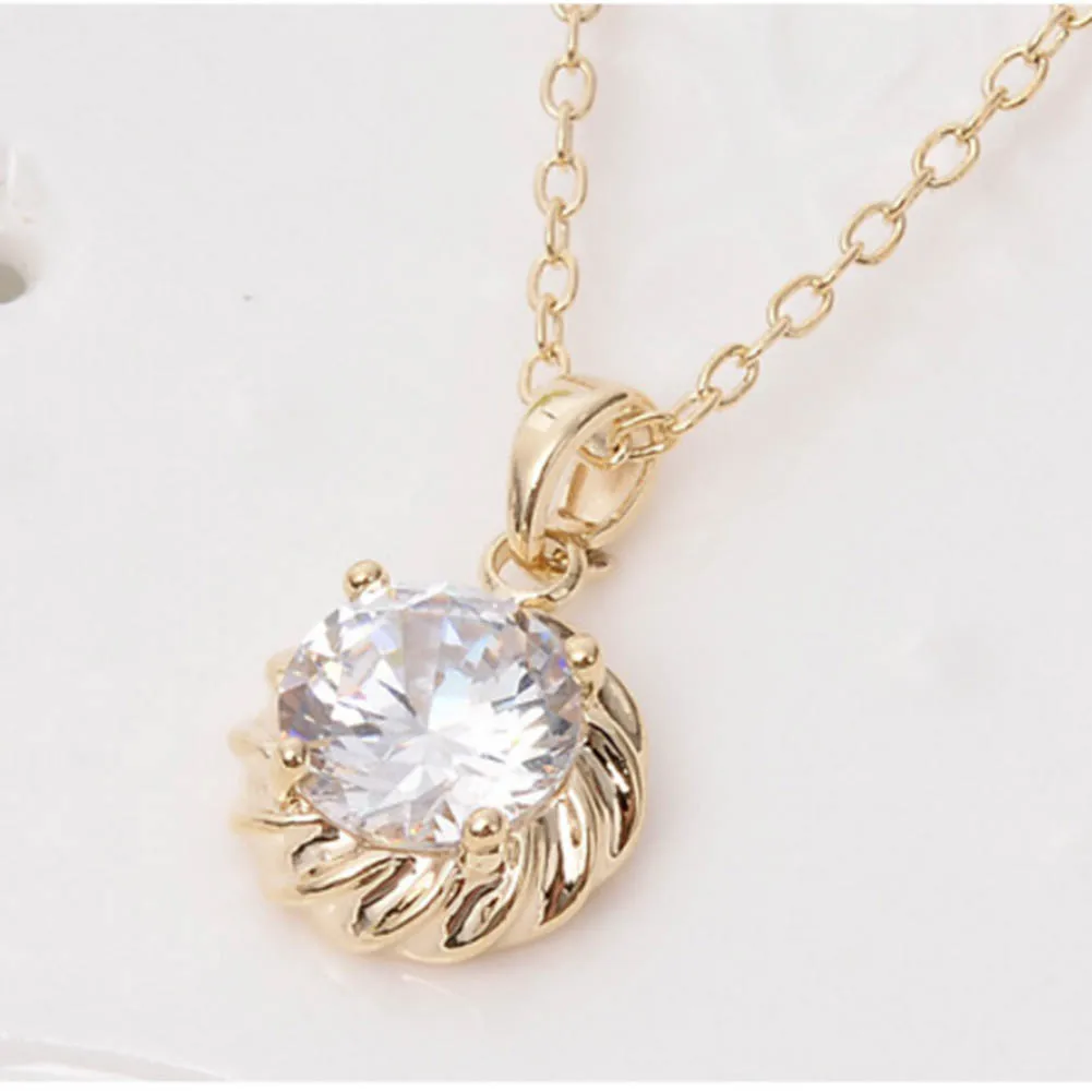 2019 new fashion Gold color Women Fashion pendant necklace Jewelry CZ Crystal rhinestone simple necklace
2019 new fashion Gold color Women Fashion pendant necklace Jewelry CZ Crystal rhinestone simple necklace