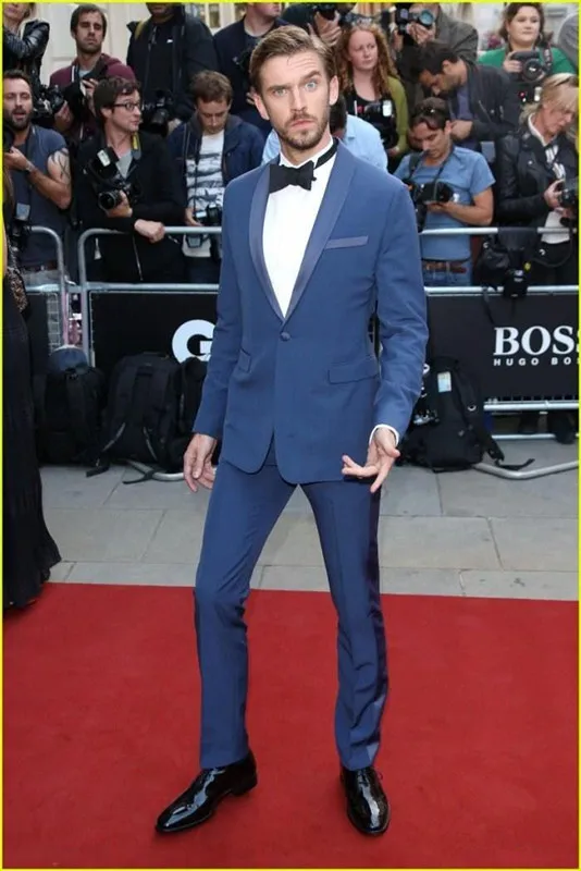 Custom Made Slim Fit Business Groom Tuxedos Blue shawl Lapel Groomsmen 2015 Men Wedding Suits (Jacket+Pants+tie)
Custom Made Slim Fit Business Groom Tuxedos Blue shawl Lapel Groomsmen 2015 Men Wedding Suits (Jacket+Pants+tie)