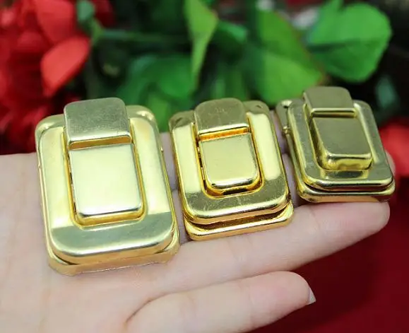 10Pcs 33*48MM iron buckle hasp hasp wooden wine box with lock Buckle Antique Padlock Hardware
10Pcs 33*48MM iron buckle hasp hasp wooden wine box with lock Buckle Antique Padlock Hardware